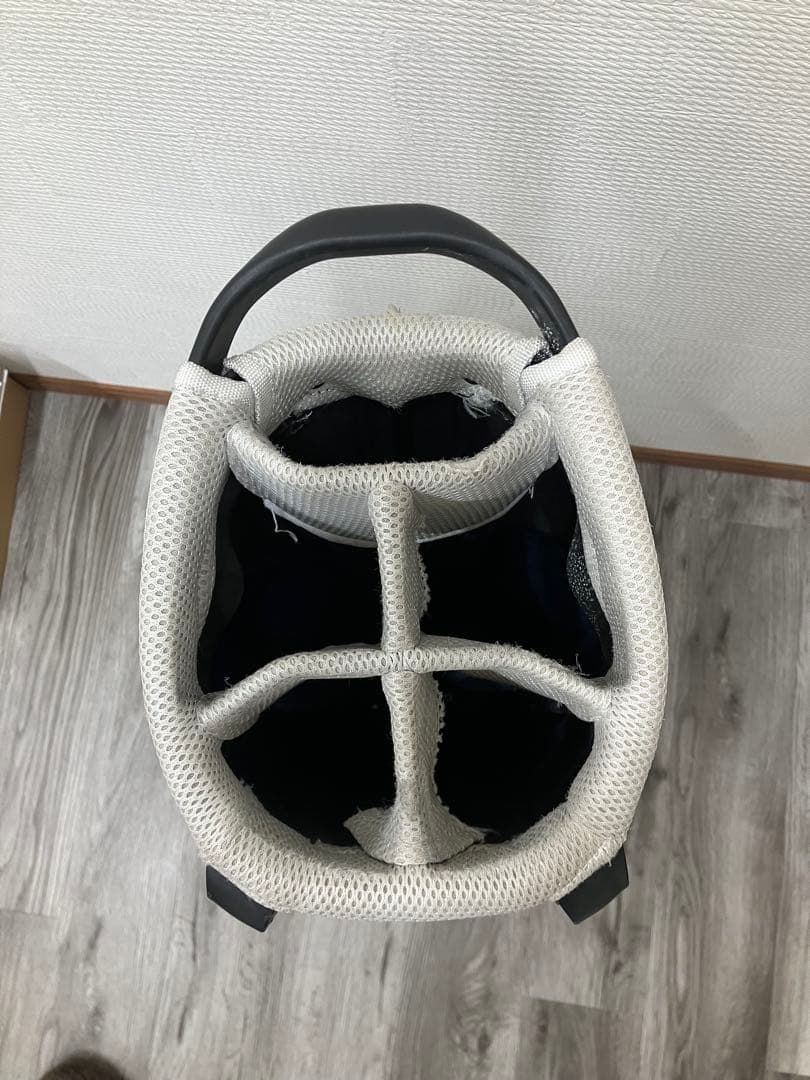 newbalance ゴルフバッグ　キャディーバッグ　スタンドタイプ　超軽量