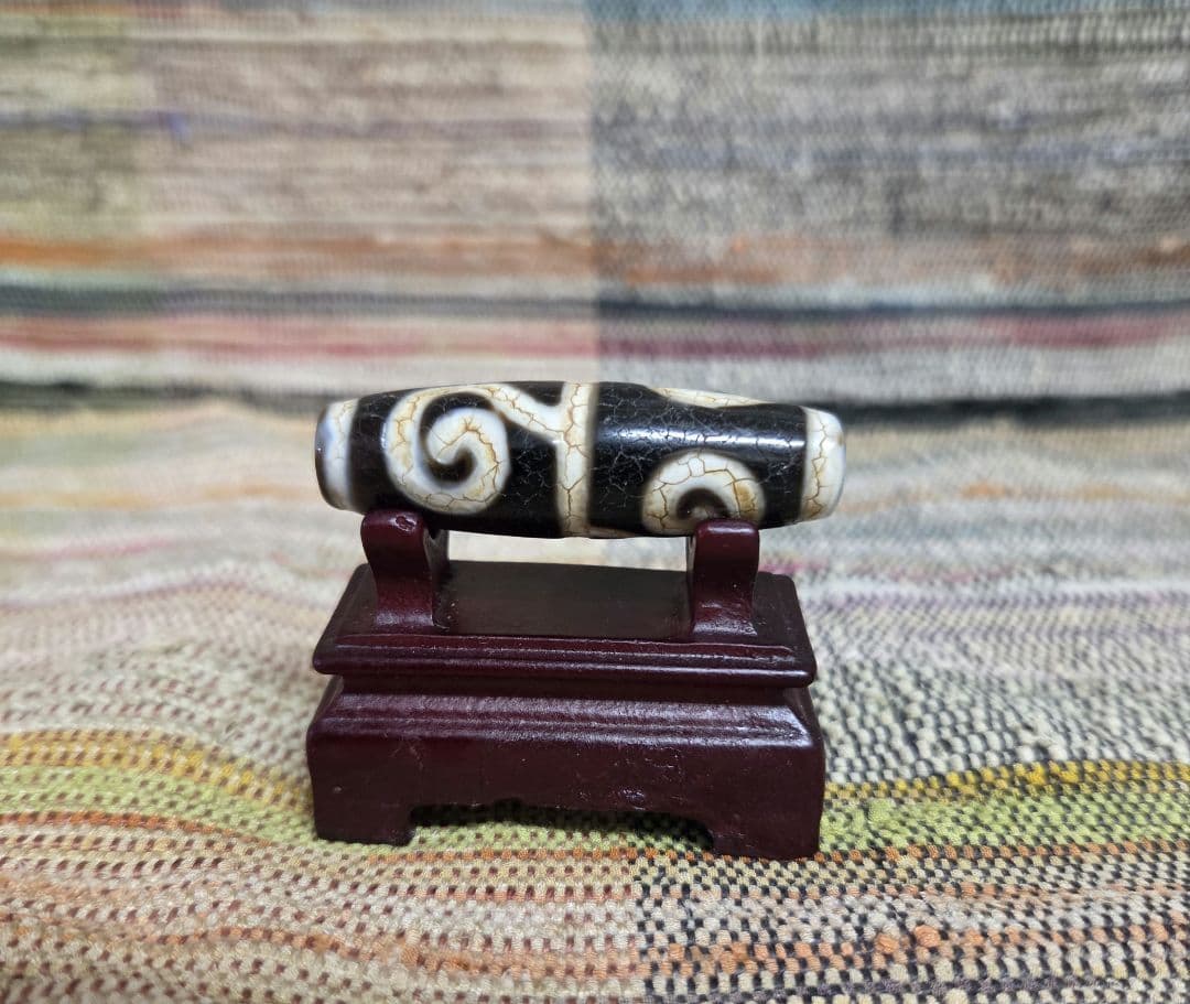 879　天珠　白毫天珠　龍紋　希少天珠　貴重　珍品　　dzibeads！