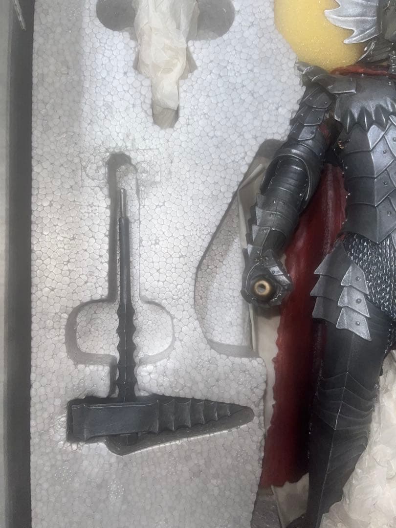 【限定品】ベルセルク グルンベルド フィギュア ART OF WAR シリアル入