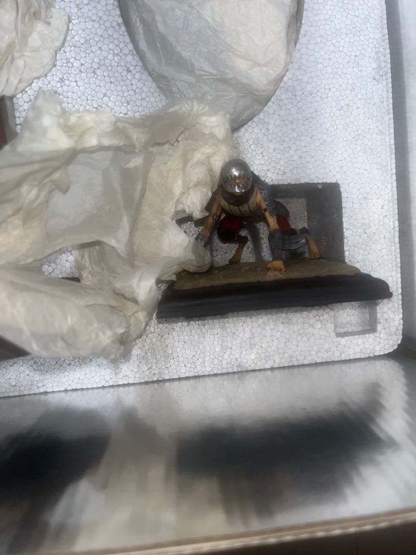 【限定品】ベルセルク グルンベルド フィギュア ART OF WAR シリアル入