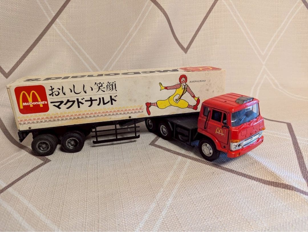 ヨネザワ　McDonald's トレーラー ミニカー