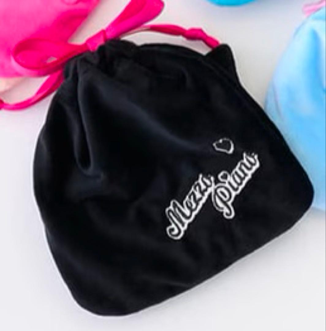 完売品　新品未使用　ナルミヤキャラクターズ　メゾピアノ　デビリーちゃん　巾着　黒