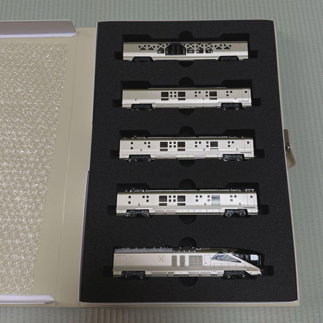 KATO 10-1447 E001系 TRAIN SUITE 四季島 特別企画品