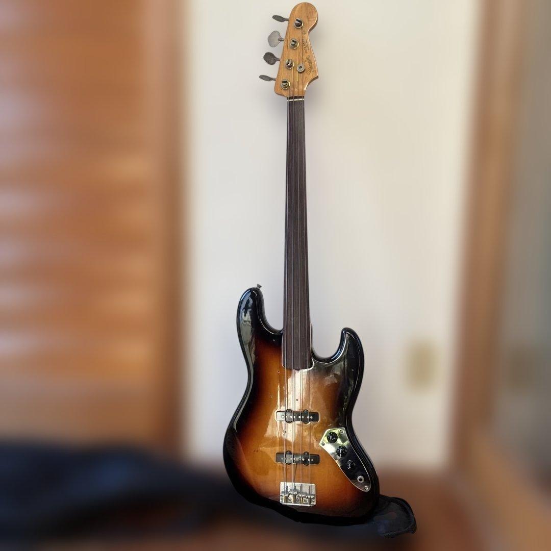 Fender Japan ジャズベース フレットレス ブラウンサンバースト