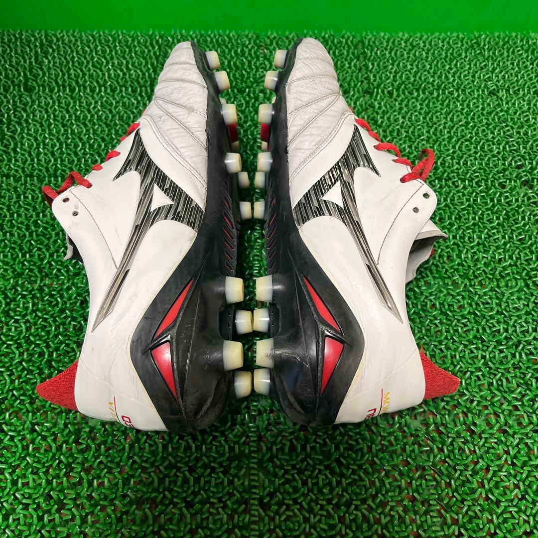 ミズノ サッカースパイク モレリア NEO 4 JAPAN(ホワイト×ブラック)