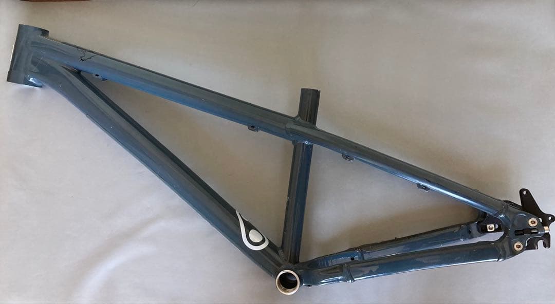 サンタクルズ JACKAL フレームのみ ダートジャンプ transition