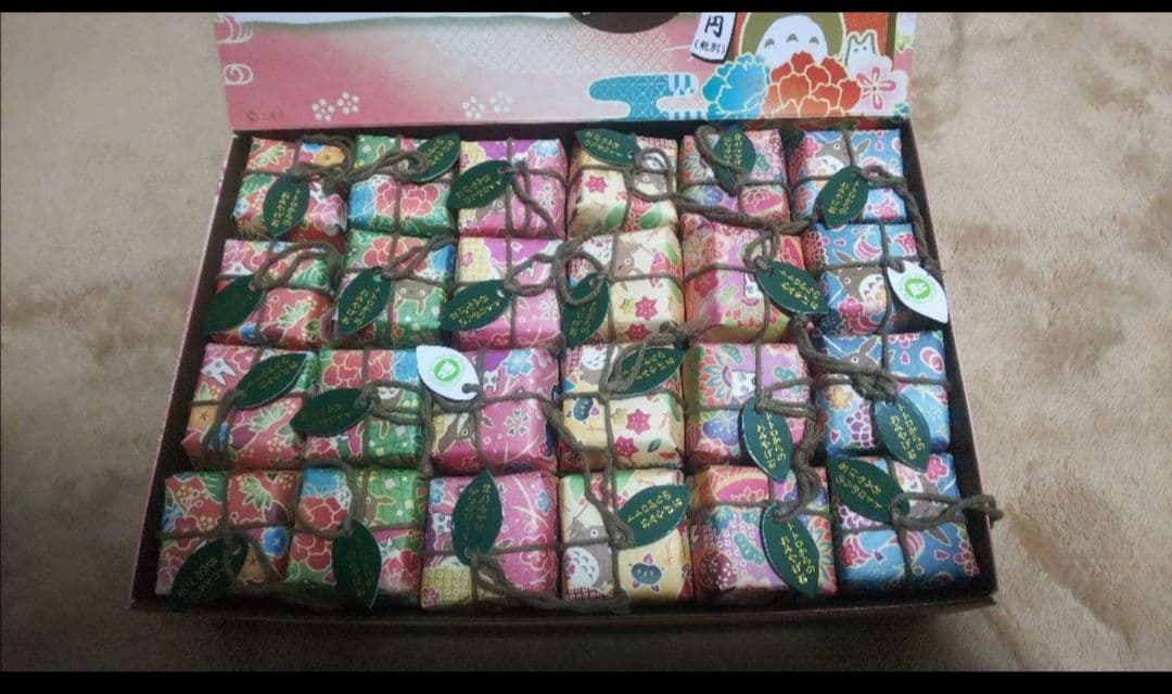 (2つ！) となりのトトロ トトロからのおみやげ石 小トトロみーつけた！