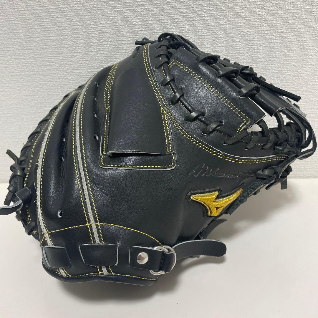 ミズノプロ 　硬式　キャッチャーミット　定価61,600円　1AJCH16000