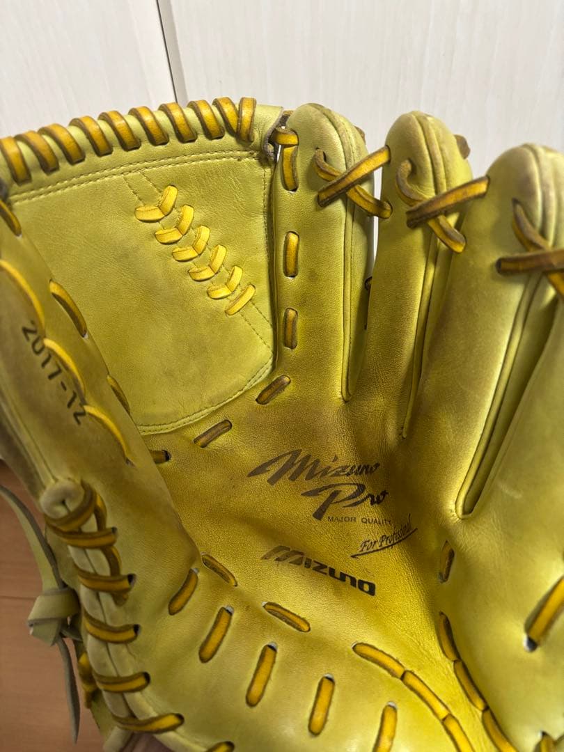 プロ支給品　実使用　岩下大輝　千葉ロッテマリーンズ　ミズノプロ 投手　ヌバック