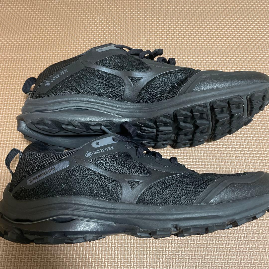 ミズノ　ウェーブライダー　ゴアテックス J1GC217915 27cm
