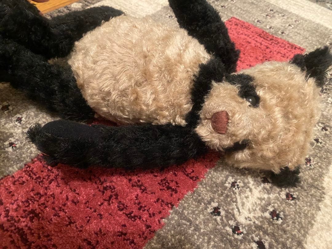 あどけないパンダ ぬいぐるみ