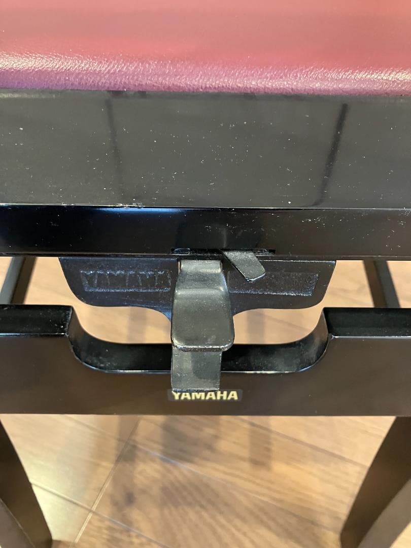 YAMAHA トムソン椅子　黒　アップライト/グランドピアノ　レトロ