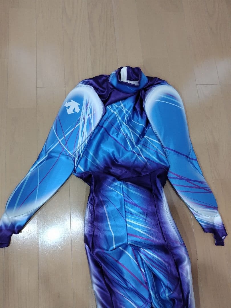 ワンピース　デサント　Mサイズ