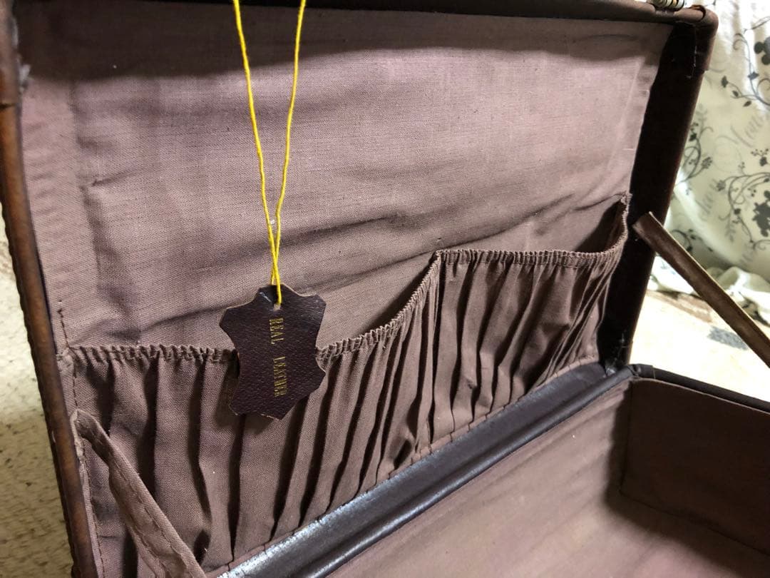 アンティーク　ミニトランク　小さめサイズ　レザー　皮革　ヴィンテージ