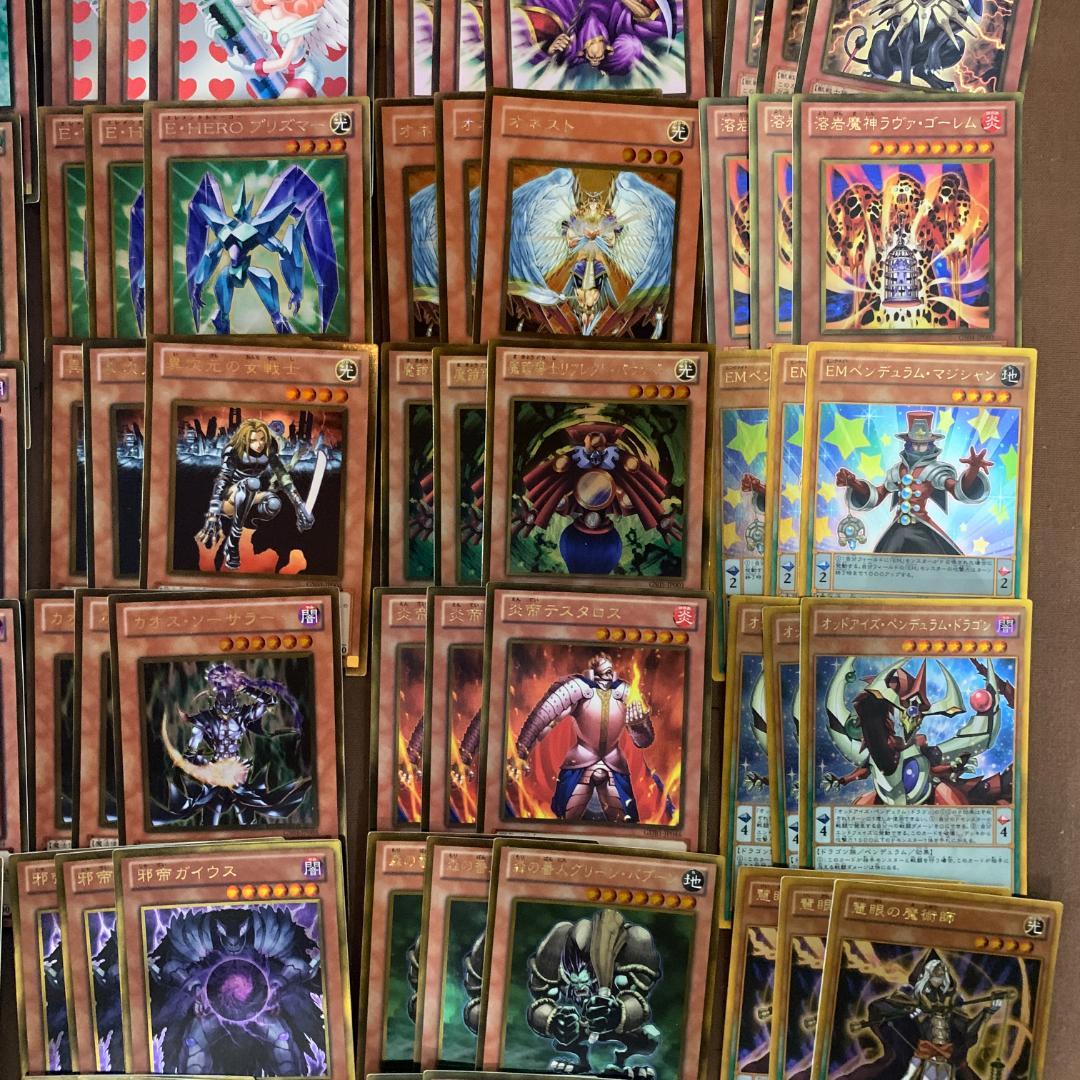 xNo.8305 遊戯王 ゴールドレア モンスターカード