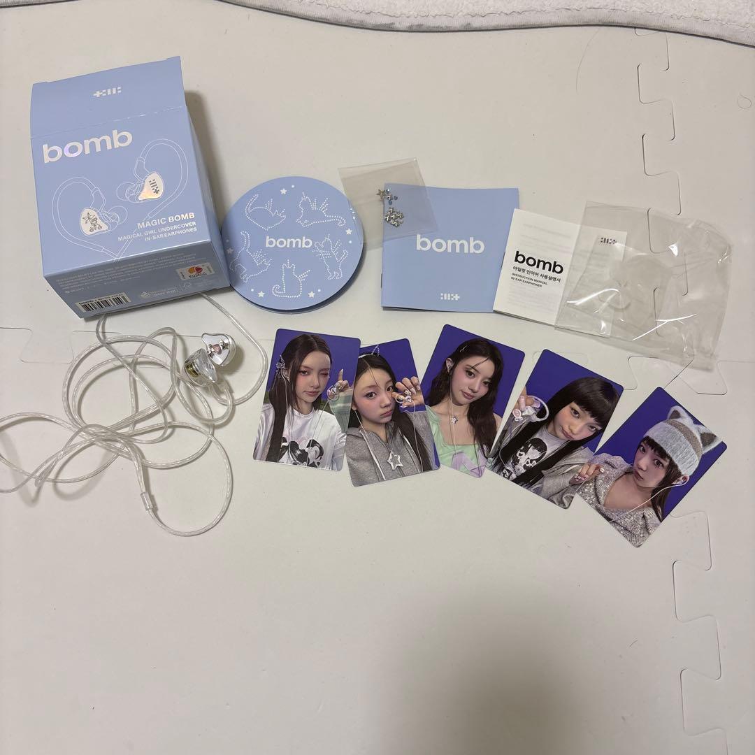 ILLIT ［bomb］イヤホンMERCH ver.