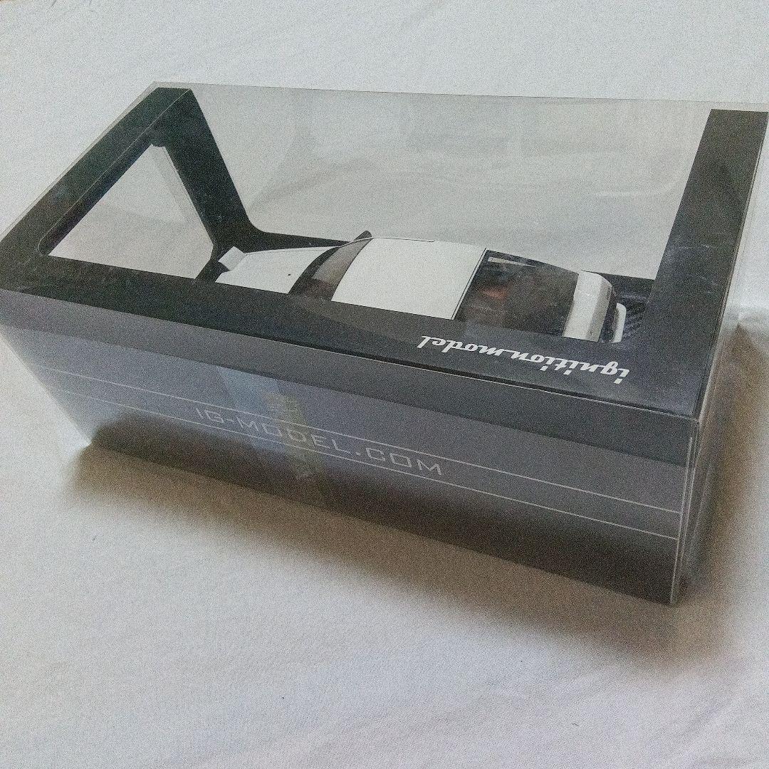 イグニッションモデル 1/18 頭文字D AE86 トレノ