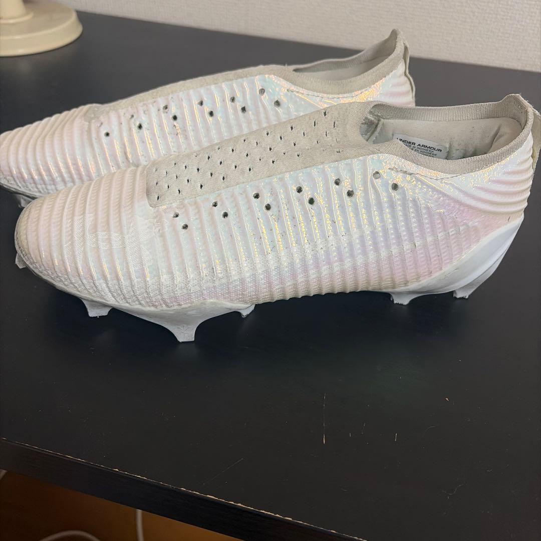 フットボール　スパイク　under armor