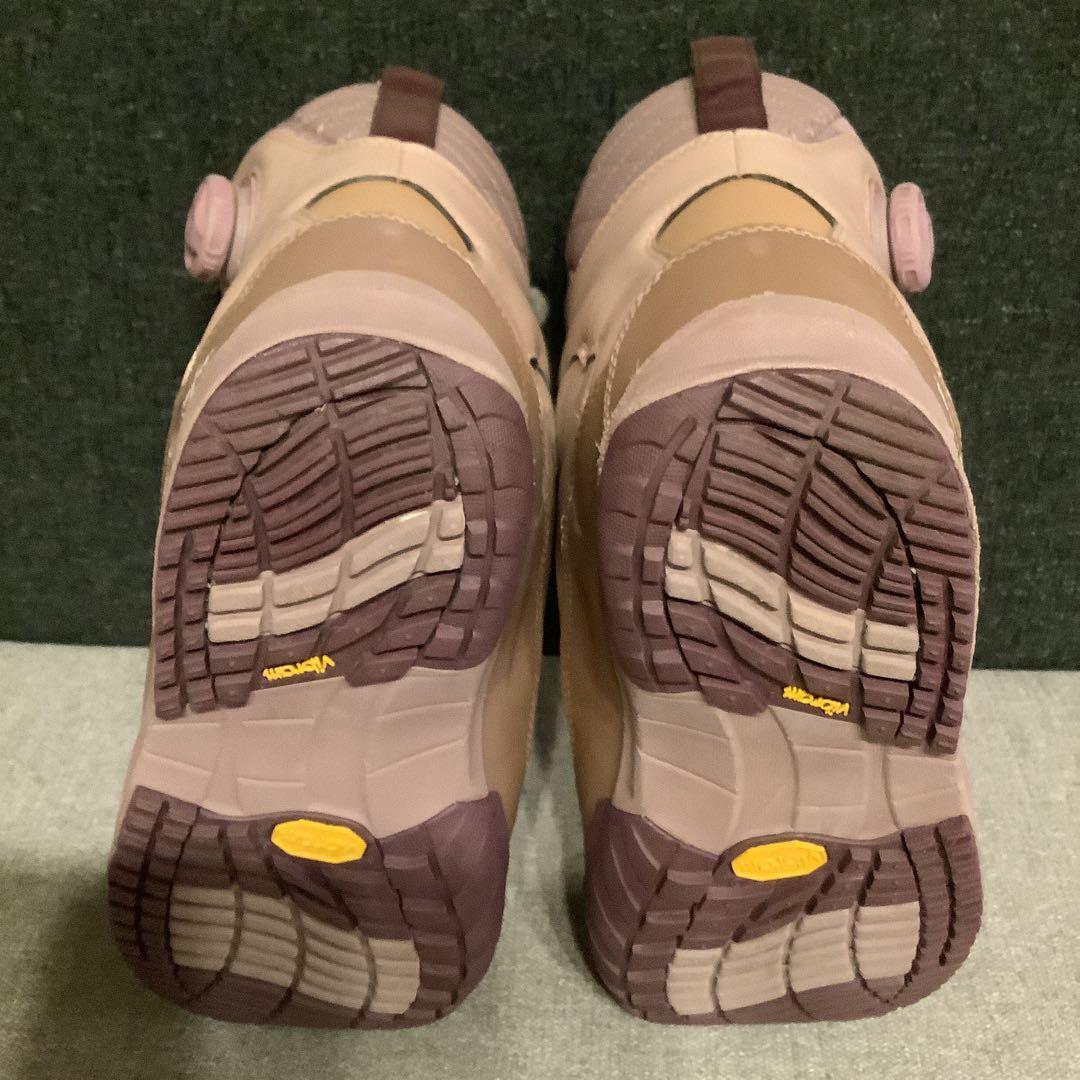 028K2 TT 24.0レディーススノーボードブーツパウダー　サーフライド