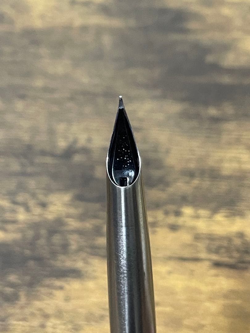 試筆のみ　1972年製　ペン先軸一体型　中細字　ミュー　万年筆　備品付き