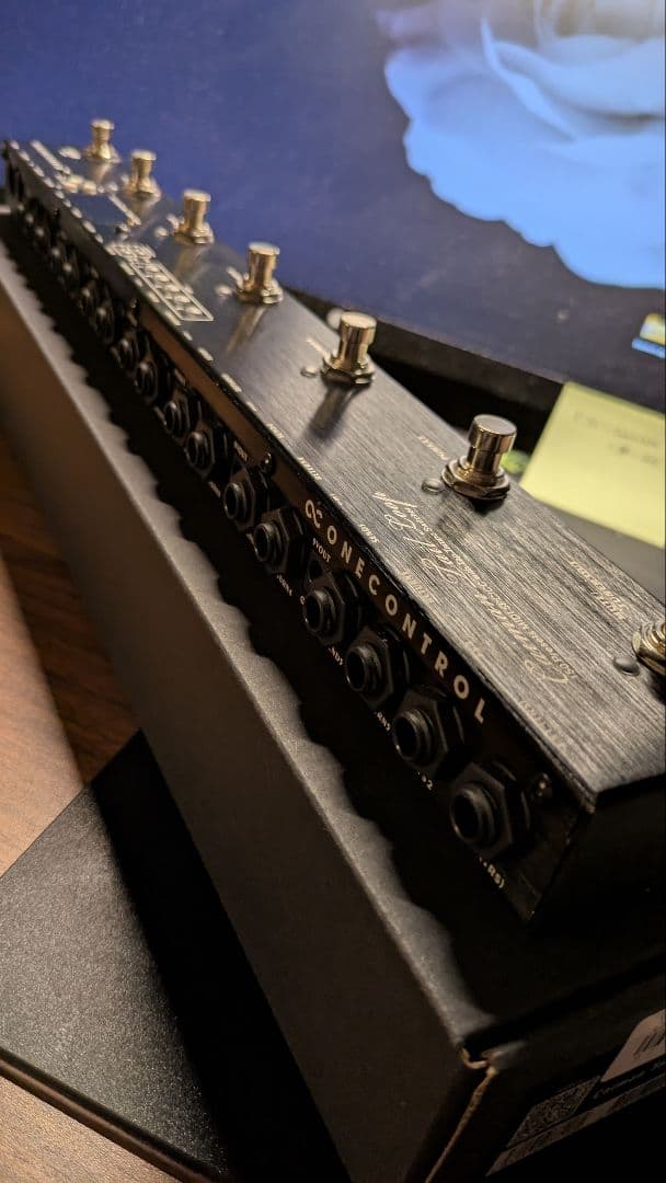 One CONTROL caiman Tail Loop スイッチャー