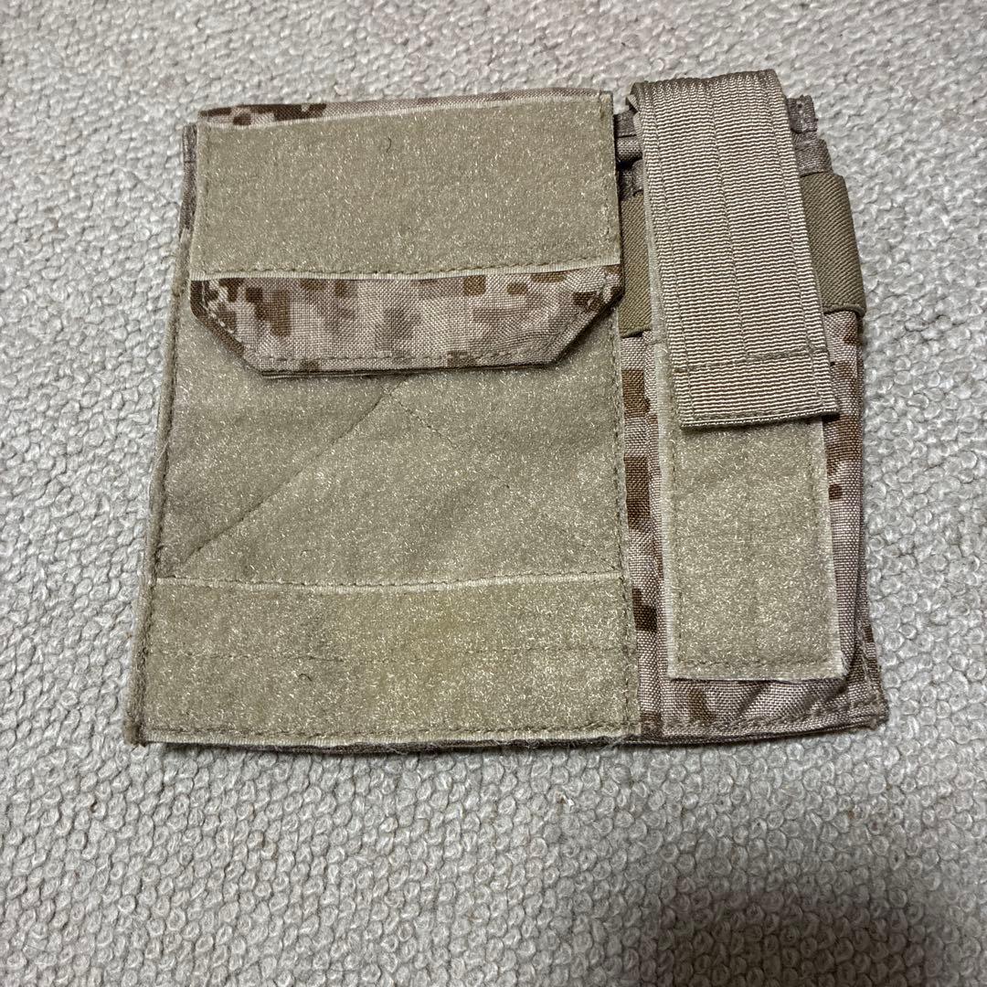 個人装備 eagle AOR1 Admin Pouch with Light DIG2