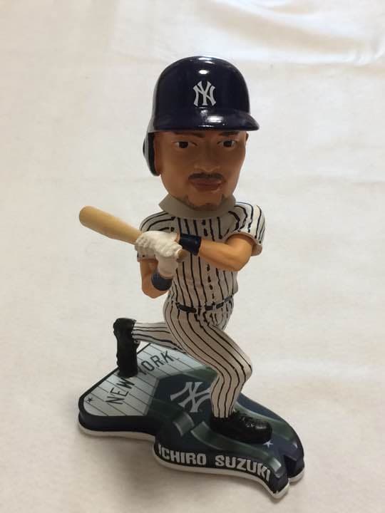 世界 2013個 限定品 イチロー ボブルヘッド フィギュア