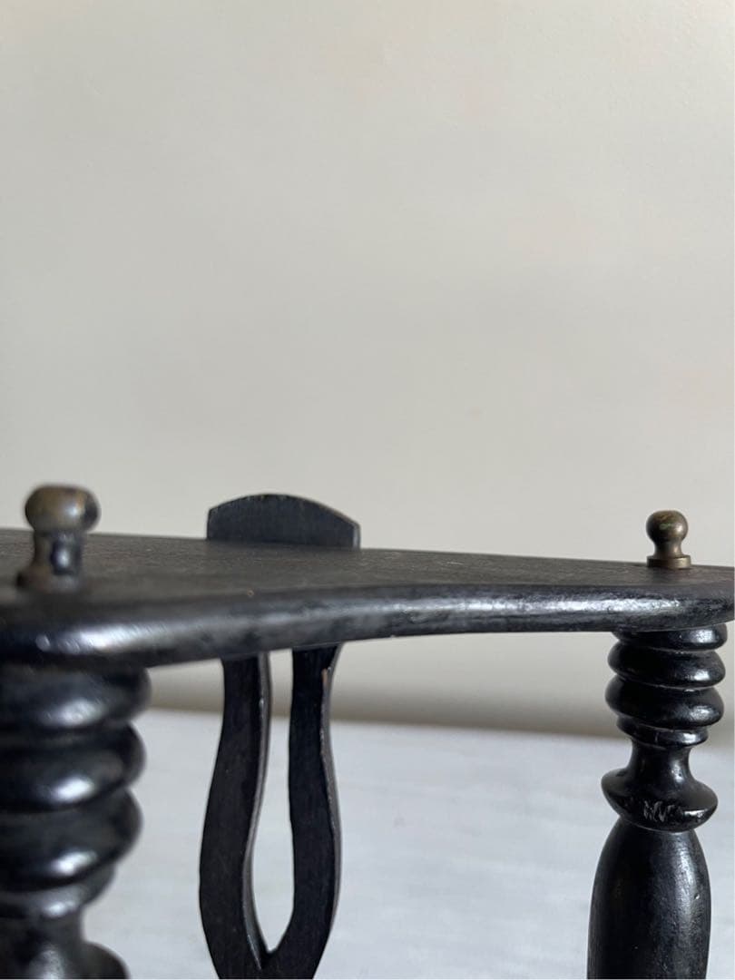 【き21】80 フランスアンティーク　黒 ナポレオンシェルフ ブラック