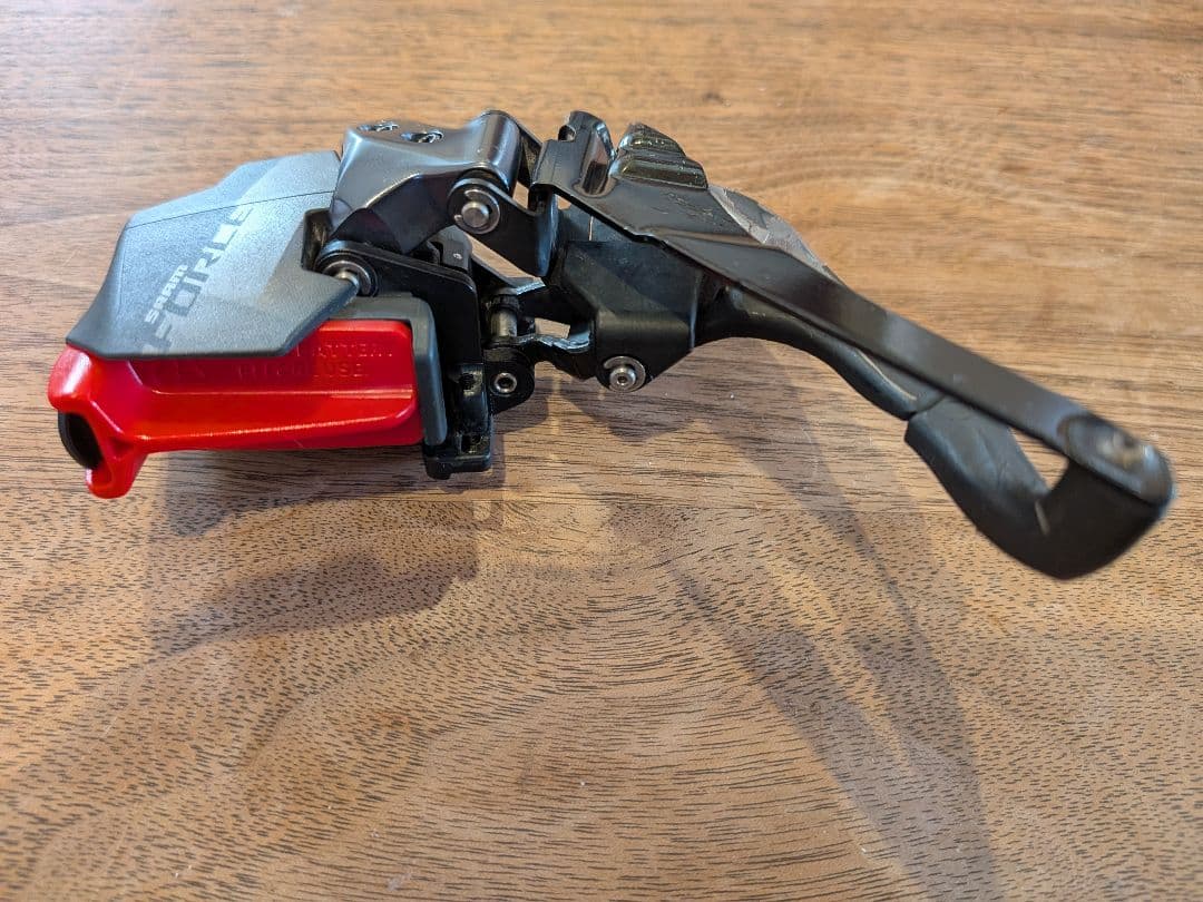 SRAM FORCE e−tap11速用フロントディレイラー