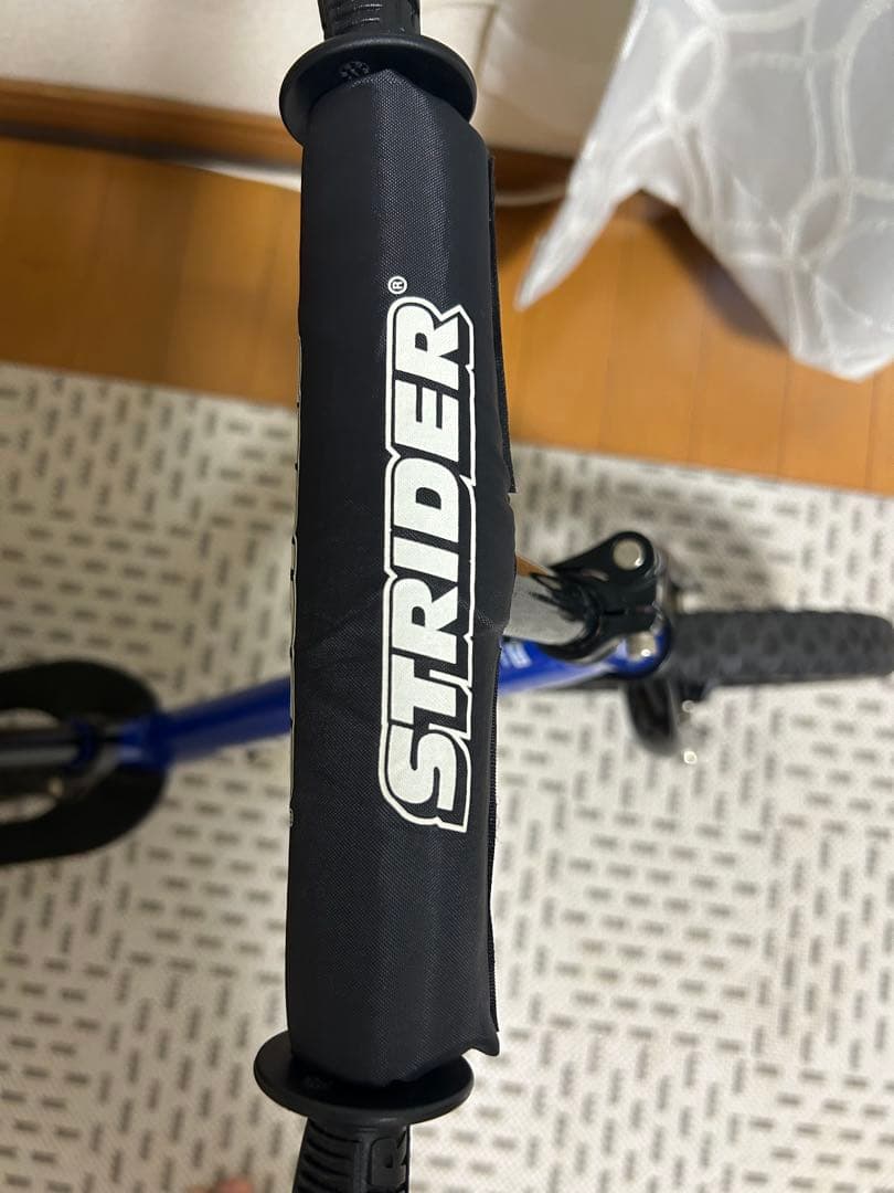 『美品』STRIDER ストライダー12インチ スポーツモデル　青　ブルー