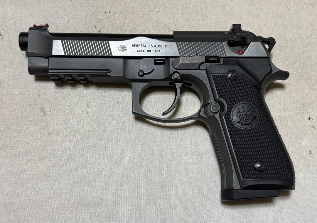 HW樹脂 WA ベレッタM92FS ブリガディアエリート オマケ 訳有美品(1)