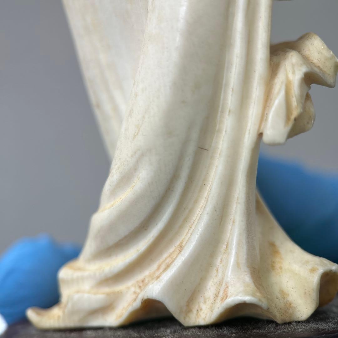 女性像 約27cm 木製台座付きB011