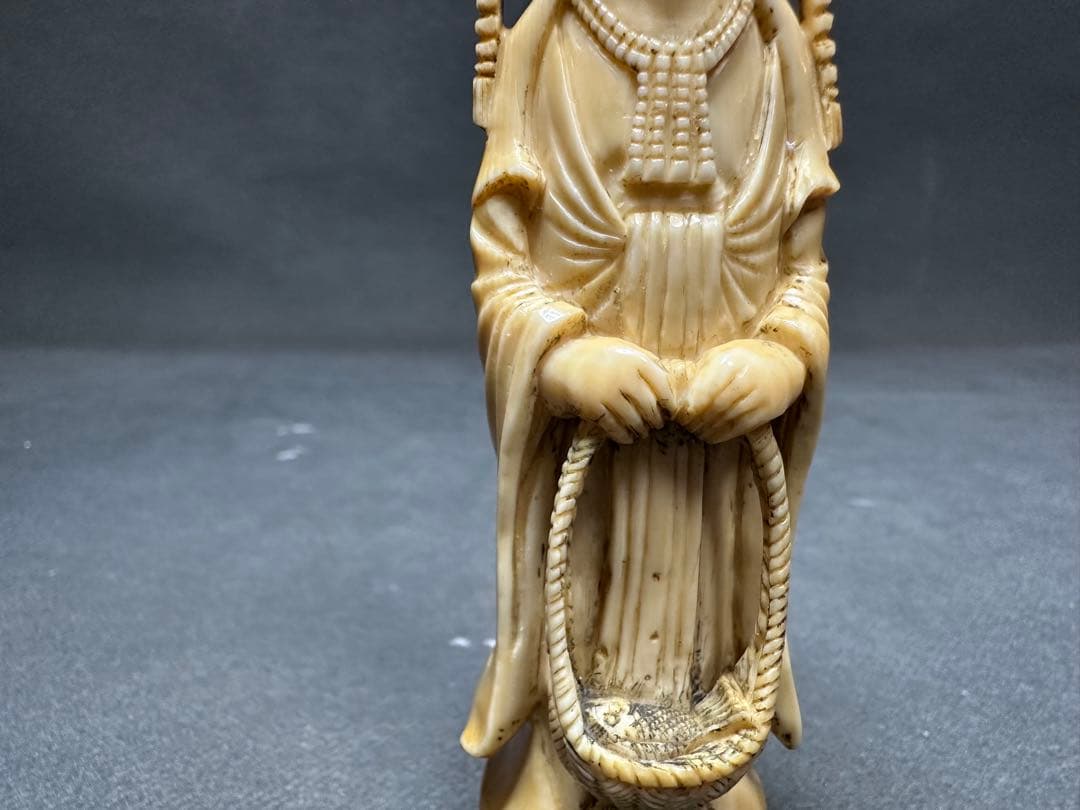 極上　置物　時代物　元禄美人　天然素材　アンティーク　和彫　骨董　飾り物古美術品