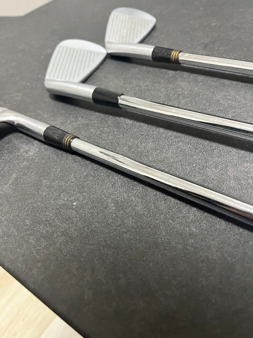 【値下げ】スリクソン SRIXON ZR800 4〜P 7本セット