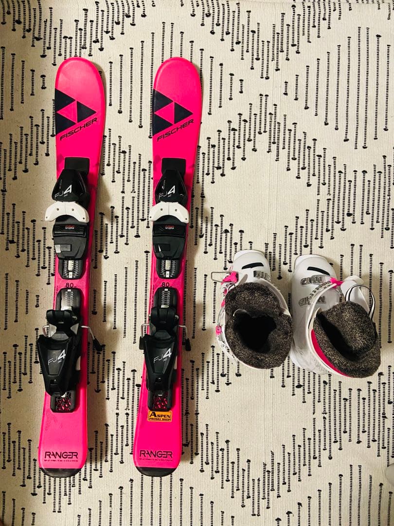 【美品！使用回数1回】Fischer 子供用スキー&ブーツセット