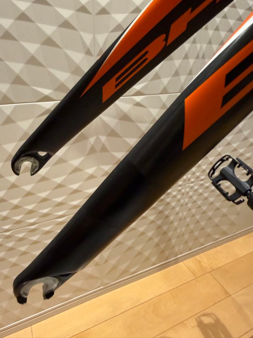 【アルテグラ&105仕様】フルカーボン BH PRISMA 完成車