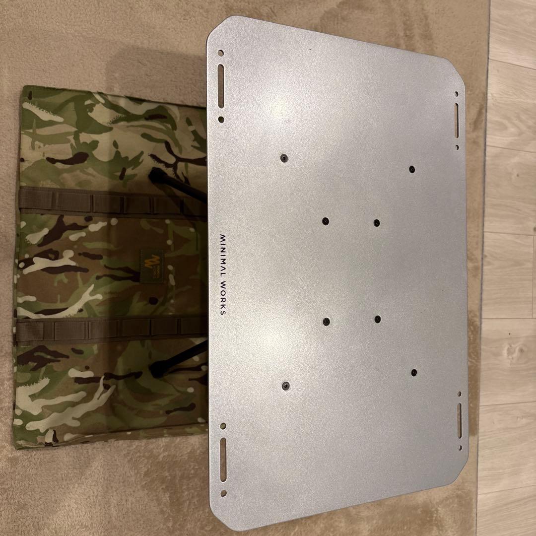 ミニマルワークスエゴテーブル