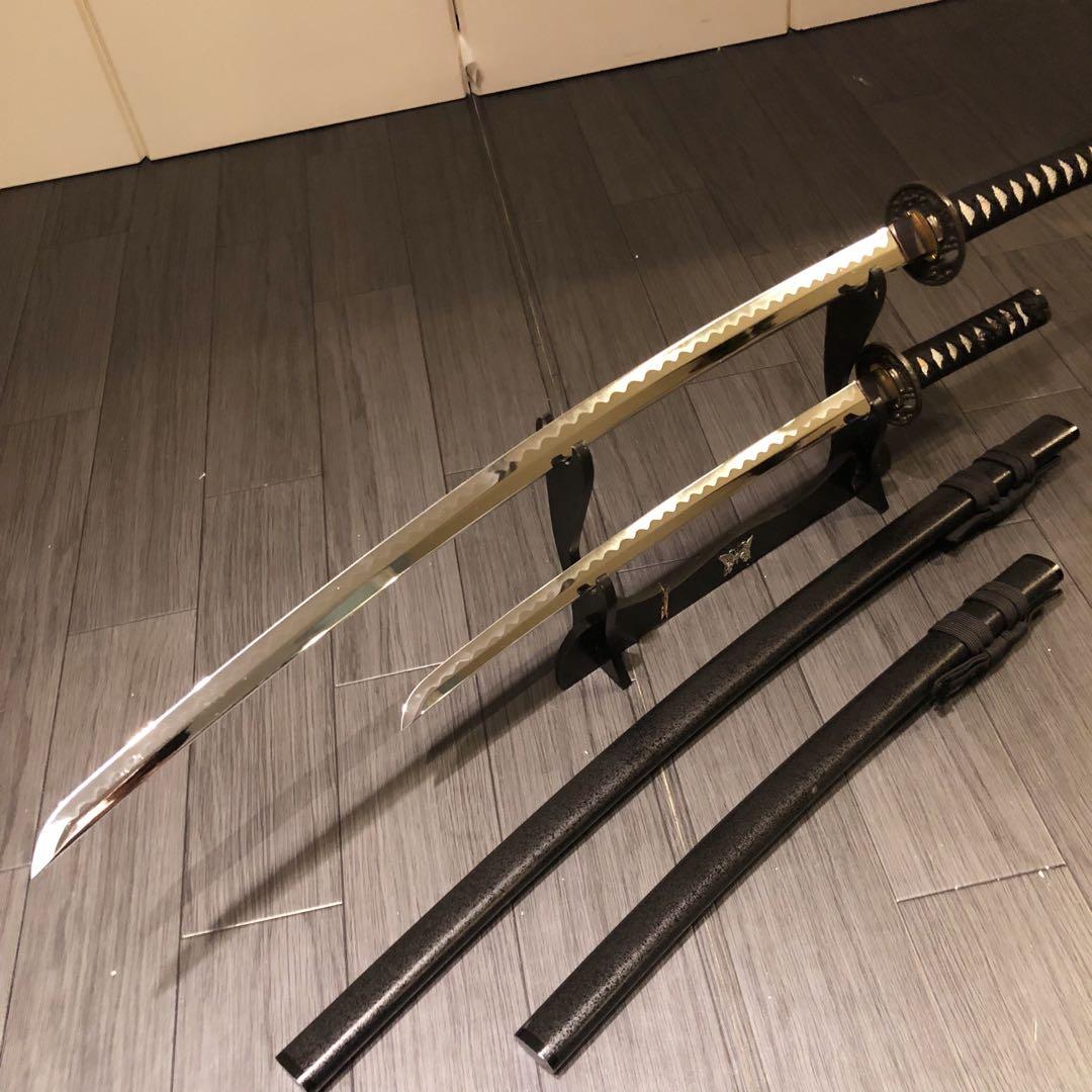 高級模造刀　居合刀　 美術刀剣　太刀　脇差　大小セット　黒拵え