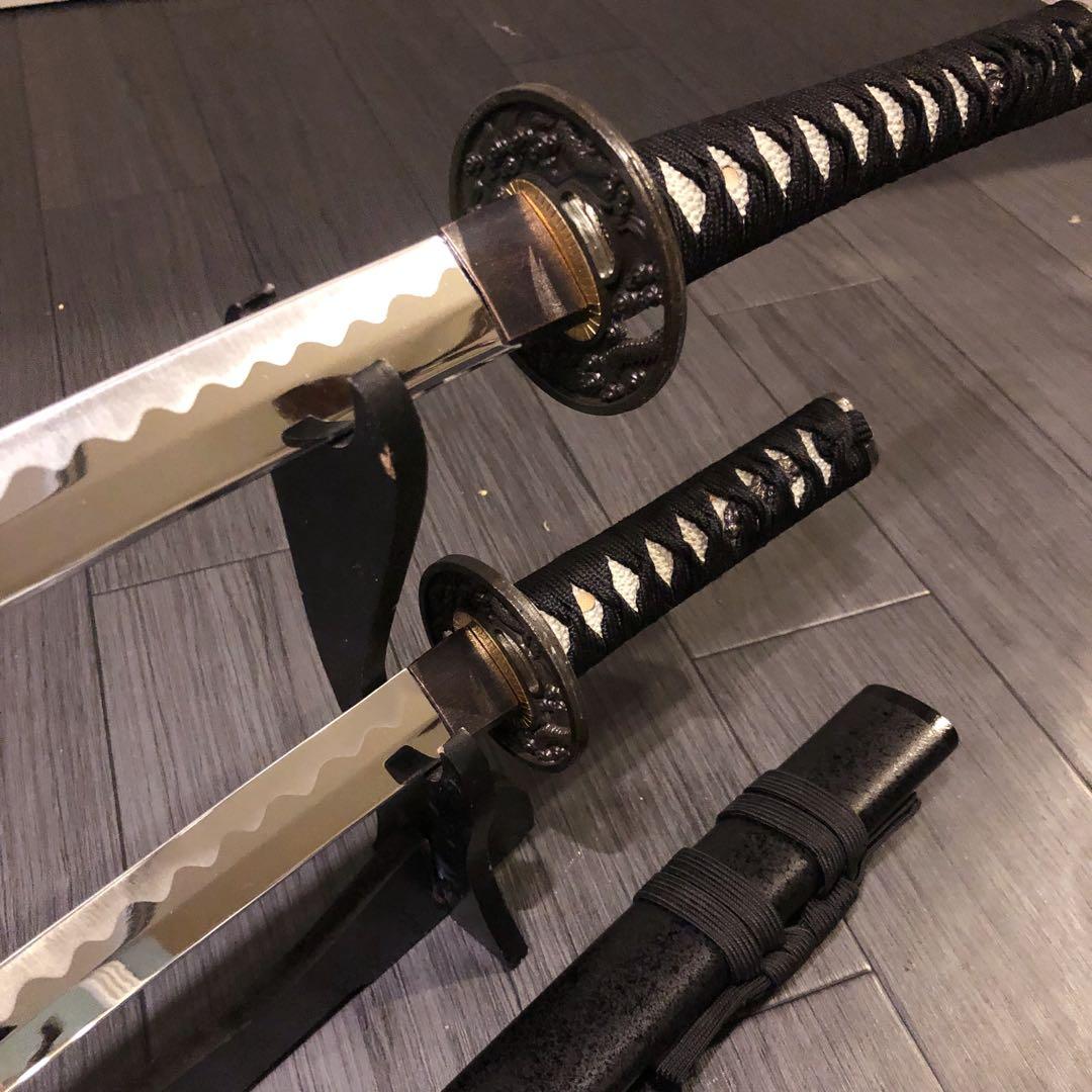 高級模造刀　居合刀　 美術刀剣　太刀　脇差　大小セット　黒拵え