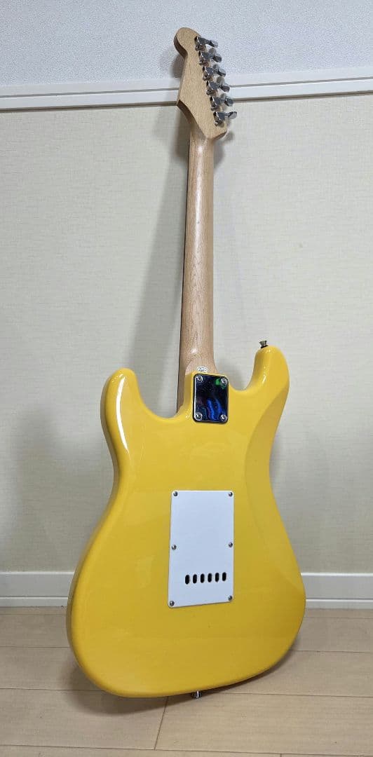 美品 Selder セルダー ストラト イエロー