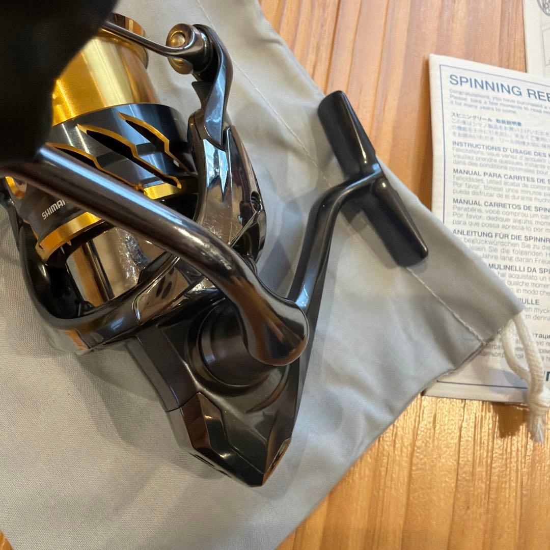 SHIMANO TWIN POWER 2500SHG スピニングリール