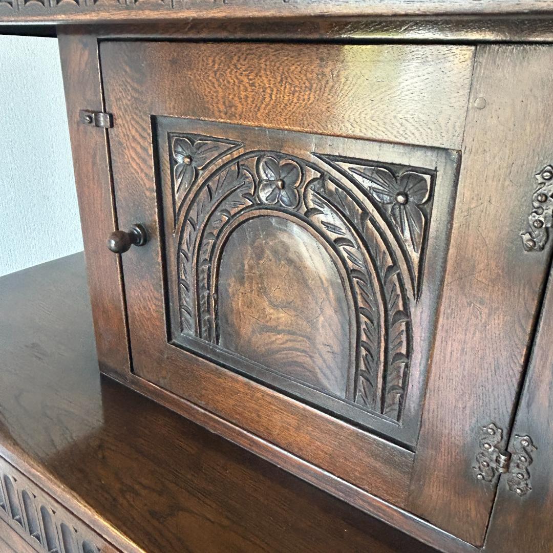 イギリス アンティーク家具 コートカップボード 781A