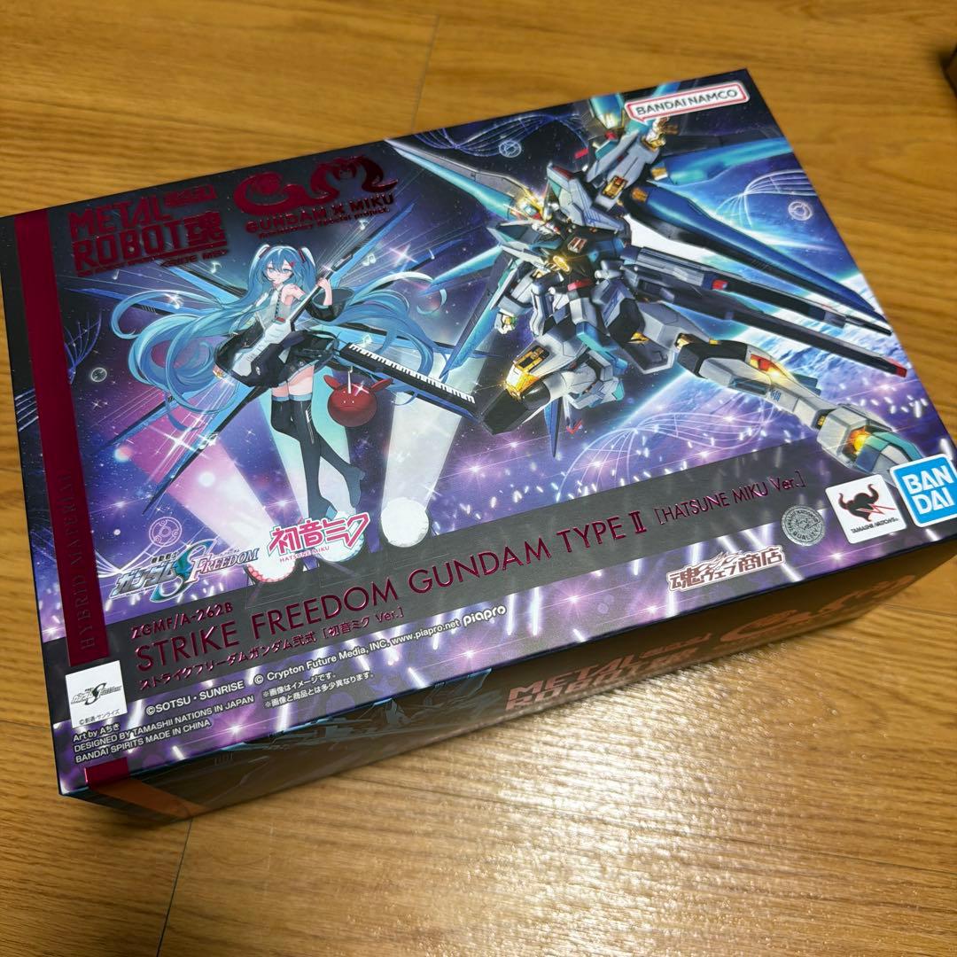 L ROBOT魂 ストライクフリーダムガンダム 弐式 初音ミク 開封品