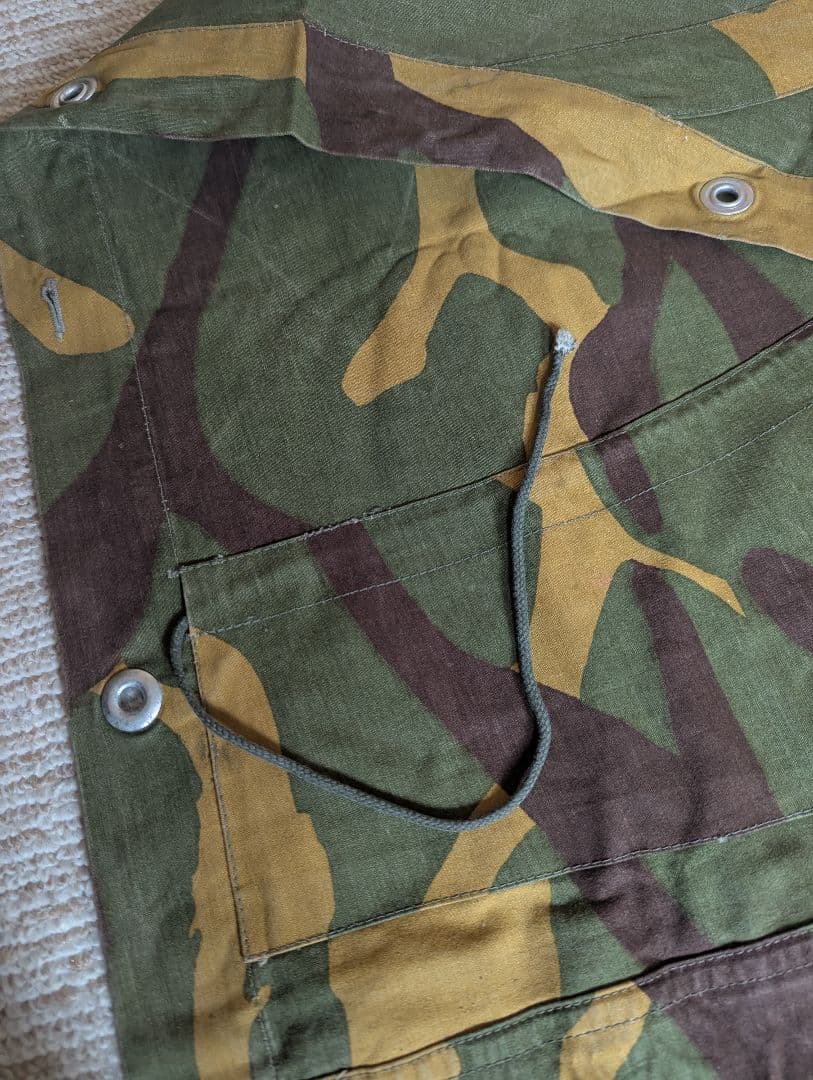 ユーゴスラビア軍 MOL68 軍幕 ミリタリーテント ポンチョ ツェルトバーン