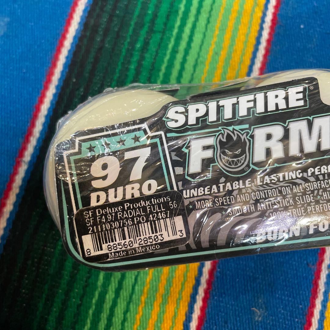 スピットファイア　Spitfire Formula Four 97A 56mm