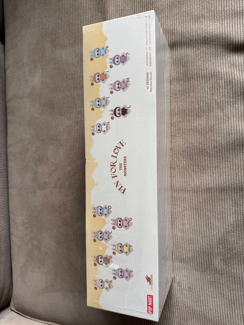 【おまとめ買い割引あり】ラブブ PIN FOR LOVE イニシャル M