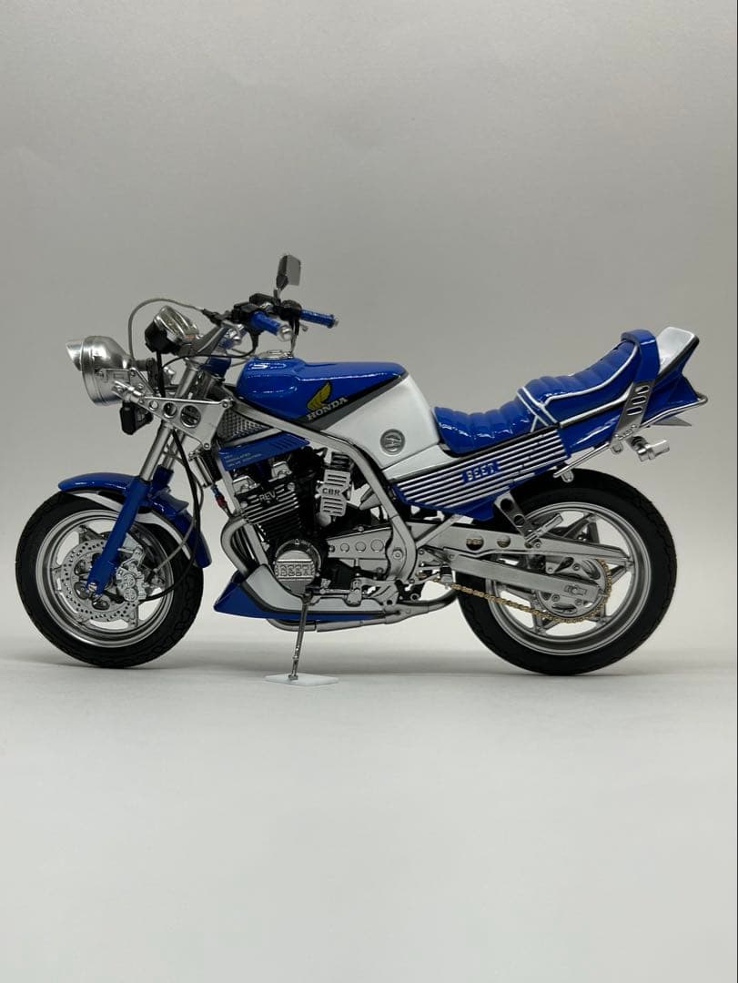 nao用 タミヤ ホンダ CBR400F