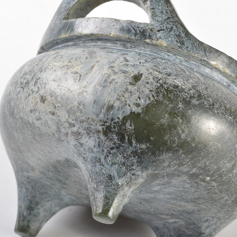 中国　玉石碧玉　三足沖耳爐　香炉　V R6135E