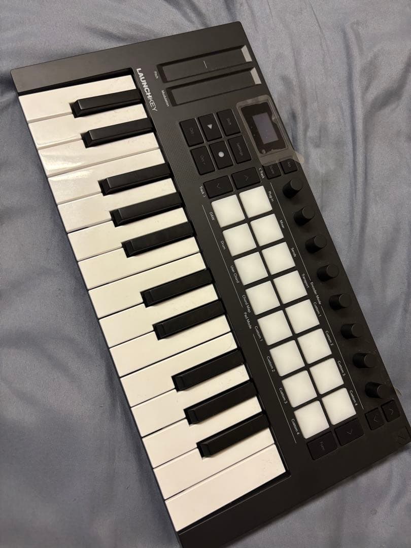 MIDIキーボードNovation Launchkey Mini MK3 25鍵