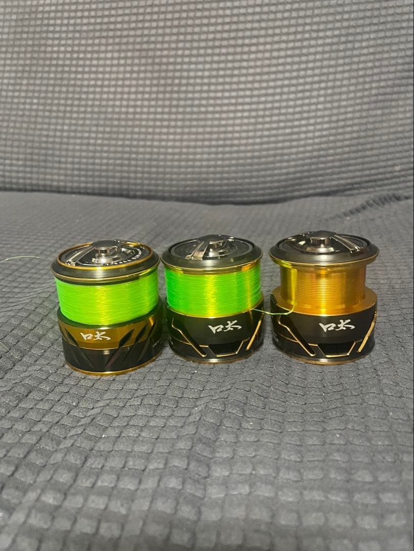 ダイワ　トーナメント　替えスプール3セット　スプールケース付き